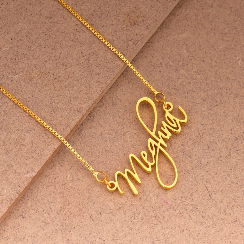 Cursive Curved Name Necklace - Image 4